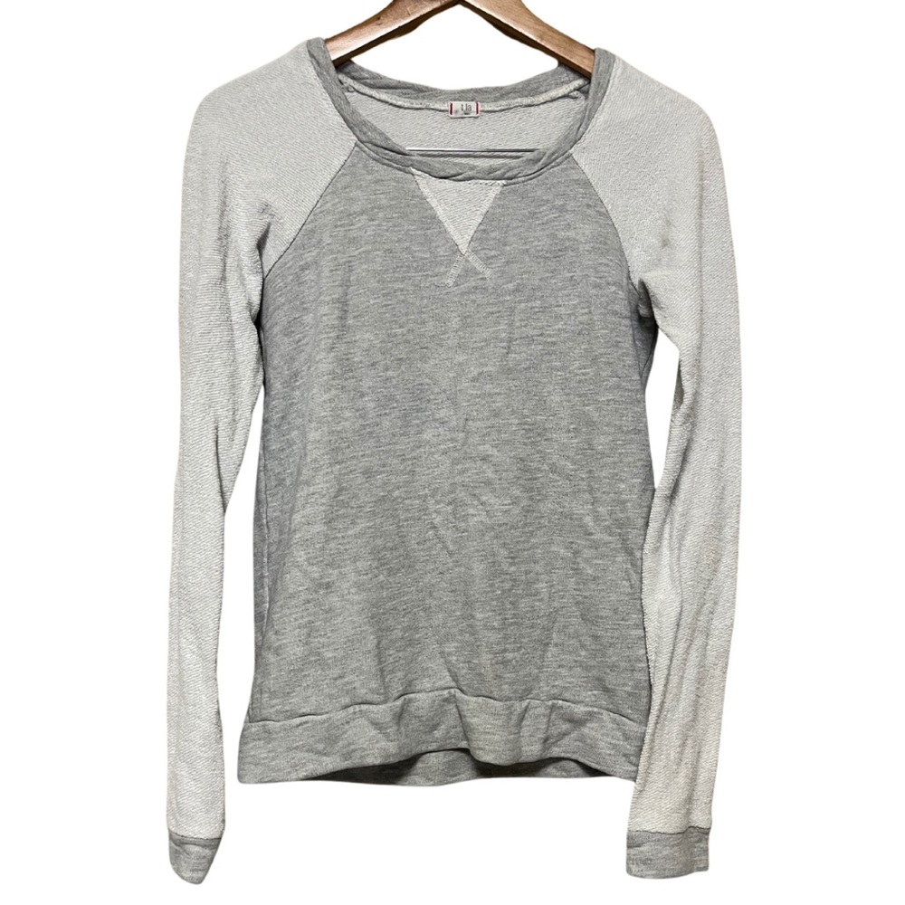 T.la Light Grey Raglan Sleeve Pullover Terry Sweatshirt Twisted Crew Neck XS